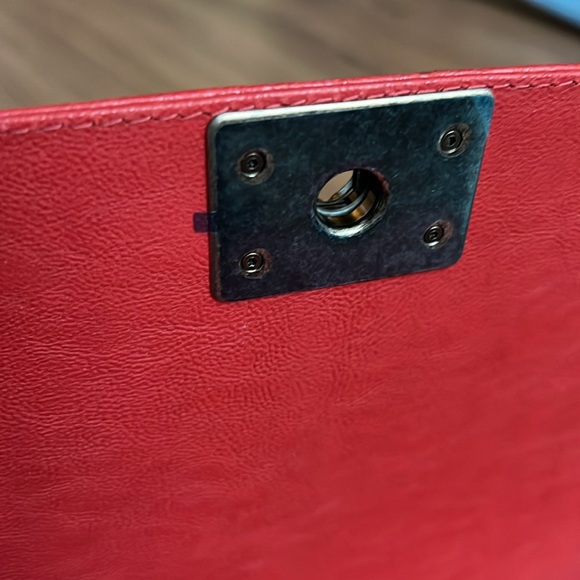 A109- π―% authentic Chanel Medium Boy top handle bag - Picture 12 of 17